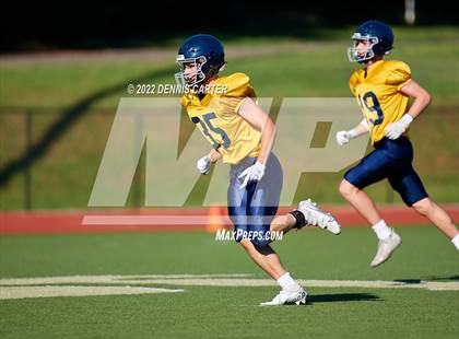 Thumbnail 2 in Marist @ Blessed Trinity photogallery.
