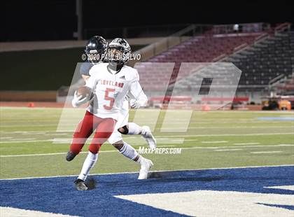 Thumbnail 2 in Loveland vs. Palmer Ridge (CHSAA 4A State Final) photogallery.