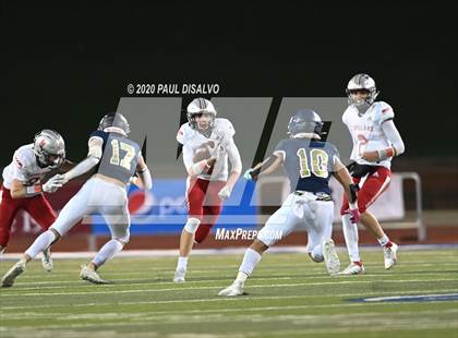 Thumbnail 3 in Loveland vs. Palmer Ridge (CHSAA 4A State Final) photogallery.