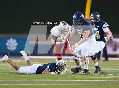 Thumbnail 3 in Loveland vs. Palmer Ridge (CHSAA 4A State Final) photogallery.