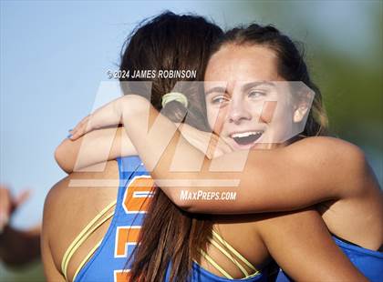 Thumbnail 3 in FHSAA District 3-2A (4 x 400 Meter) photogallery.