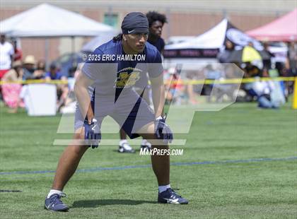 Thumbnail 3 in Cathedral Catholic vs Millikan (Battle at the Beach) photogallery.