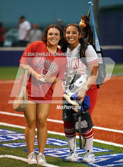 Thumbnail 2 in Lake Creek vs. Lake Belton (UIL Softball 5A Region III Final) photogallery.