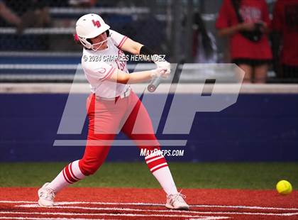 Thumbnail 3 in Lake Creek vs. Lake Belton (UIL Softball 5A Region III Final) photogallery.