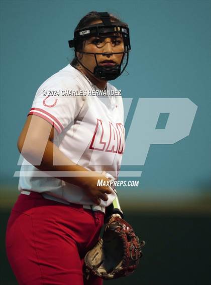 Thumbnail 1 in Lake Creek vs. Lake Belton (UIL Softball 5A Region III Final) photogallery.