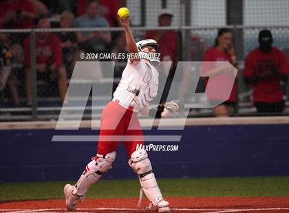 Thumbnail 3 in Lake Creek vs. Lake Belton (UIL Softball 5A Region III Final) photogallery.