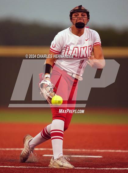 Thumbnail 2 in Lake Creek vs. Lake Belton (UIL Softball 5A Region III Final) photogallery.