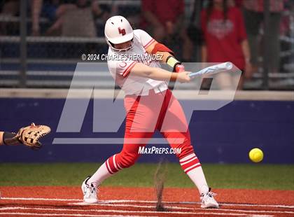 Thumbnail 1 in Lake Creek vs. Lake Belton (UIL Softball 5A Region III Final) photogallery.