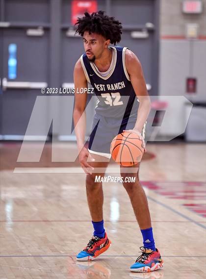 Thumbnail 3 in West Ranch vs. Bishop O'Connell (Nike Extravaganza) photogallery.