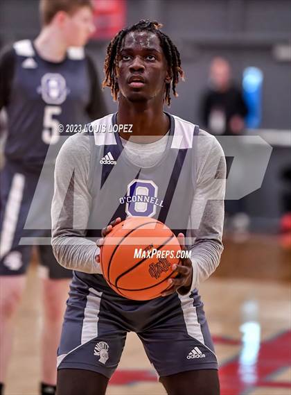 Thumbnail 2 in West Ranch vs. Bishop O'Connell (Nike Extravaganza) photogallery.