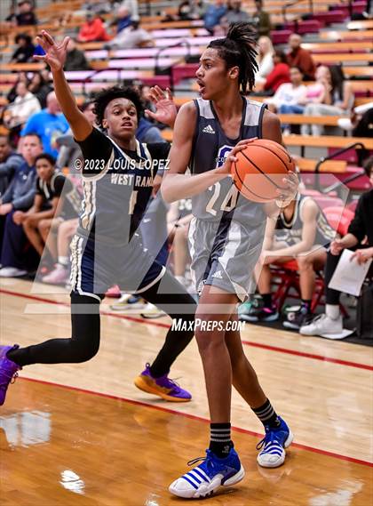 Thumbnail 1 in West Ranch vs. Bishop O'Connell (Nike Extravaganza) photogallery.