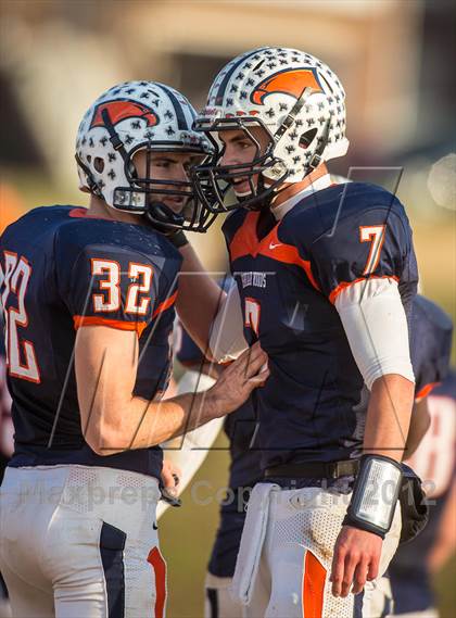 Thumbnail 1 in Briar Woods vs. Courtland (VHSL Division 4 Semifinal) photogallery.