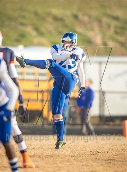 Thumbnail 2 in Briar Woods vs. Courtland (VHSL Division 4 Semifinal) photogallery.