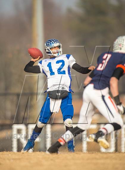 Thumbnail 1 in Briar Woods vs. Courtland (VHSL Division 4 Semifinal) photogallery.