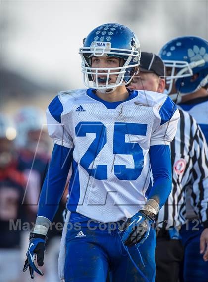 Thumbnail 2 in Briar Woods vs. Courtland (VHSL Division 4 Semifinal) photogallery.