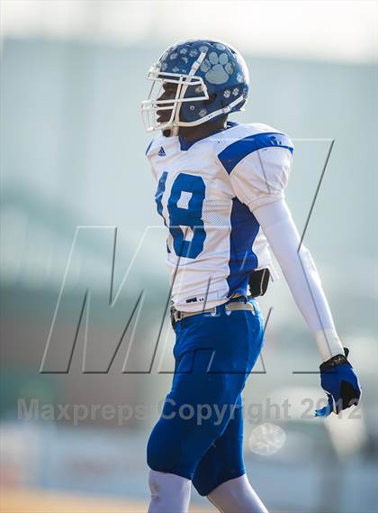 Thumbnail 1 in Briar Woods vs. Courtland (VHSL Division 4 Semifinal) photogallery.