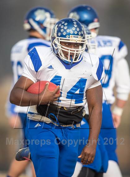 Thumbnail 2 in Briar Woods vs. Courtland (VHSL Division 4 Semifinal) photogallery.