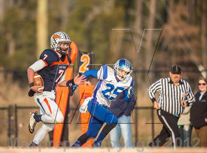 Thumbnail 1 in Briar Woods vs. Courtland (VHSL Division 4 Semifinal) photogallery.