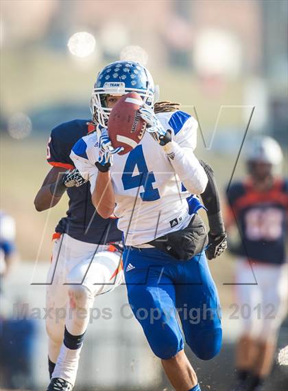 Thumbnail 1 in Briar Woods vs. Courtland (VHSL Division 4 Semifinal) photogallery.