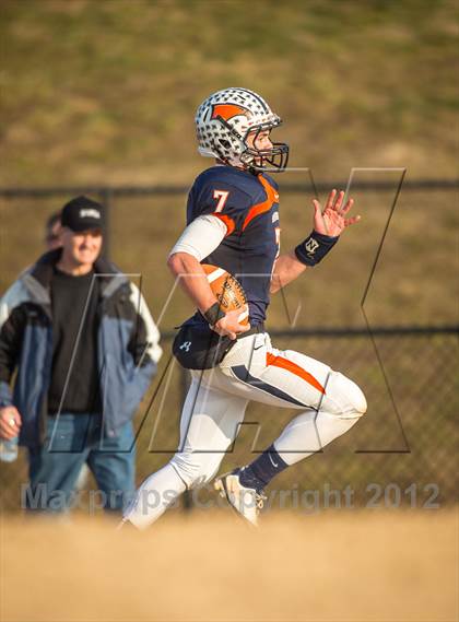 Thumbnail 1 in Briar Woods vs. Courtland (VHSL Division 4 Semifinal) photogallery.