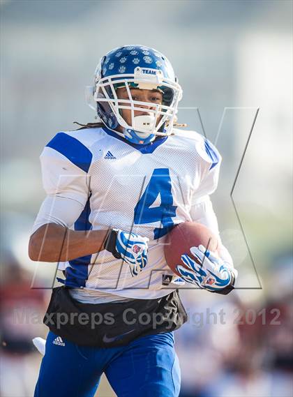 Thumbnail 1 in Briar Woods vs. Courtland (VHSL Division 4 Semifinal) photogallery.