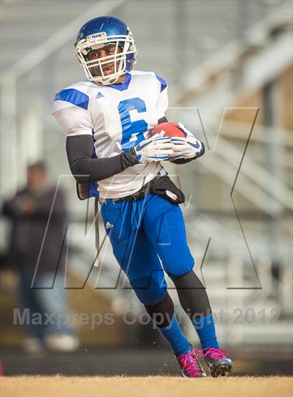 Thumbnail 1 in Briar Woods vs. Courtland (VHSL Division 4 Semifinal) photogallery.