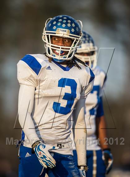 Thumbnail 3 in Briar Woods vs. Courtland (VHSL Division 4 Semifinal) photogallery.