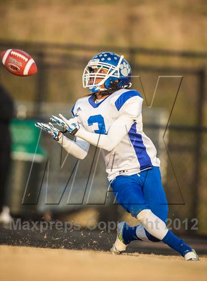 Thumbnail 2 in Briar Woods vs. Courtland (VHSL Division 4 Semifinal) photogallery.