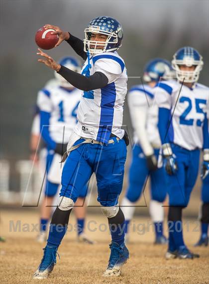 Thumbnail 2 in Briar Woods vs. Courtland (VHSL Division 4 Semifinal) photogallery.