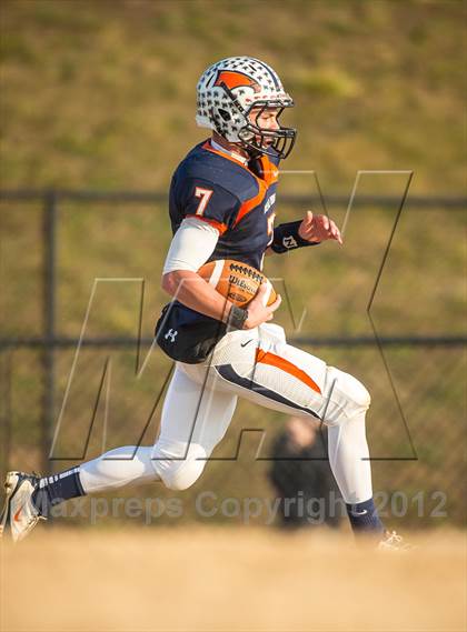 Thumbnail 2 in Briar Woods vs. Courtland (VHSL Division 4 Semifinal) photogallery.