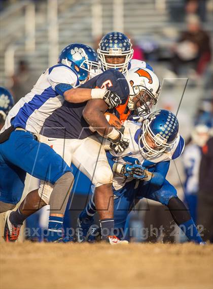 Thumbnail 2 in Briar Woods vs. Courtland (VHSL Division 4 Semifinal) photogallery.