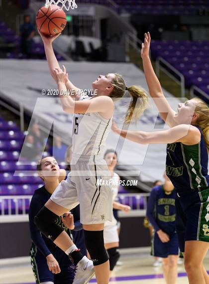 Thumbnail 3 in Snow Canyon vs. Desert Hills (UHSAA 4A Quarterfinal) photogallery.