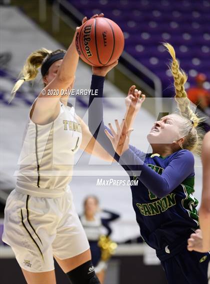 Thumbnail 2 in Snow Canyon vs. Desert Hills (UHSAA 4A Quarterfinal) photogallery.