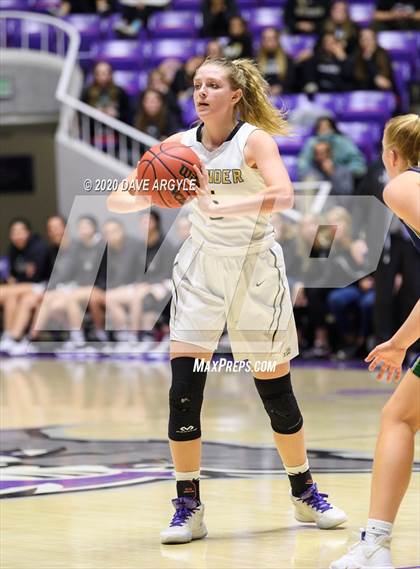 Thumbnail 3 in Snow Canyon vs. Desert Hills (UHSAA 4A Quarterfinal) photogallery.