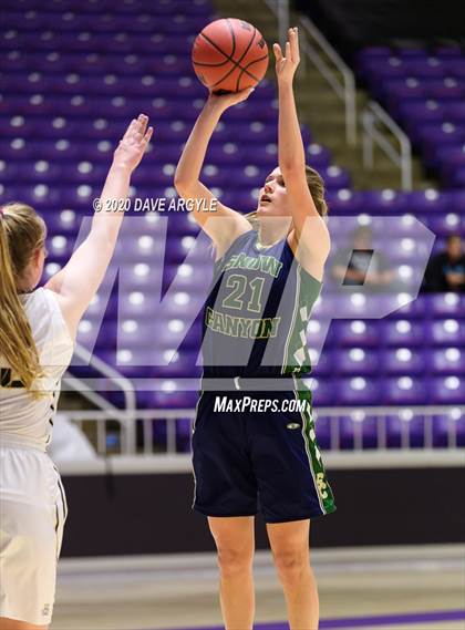 Thumbnail 3 in Snow Canyon vs. Desert Hills (UHSAA 4A Quarterfinal) photogallery.