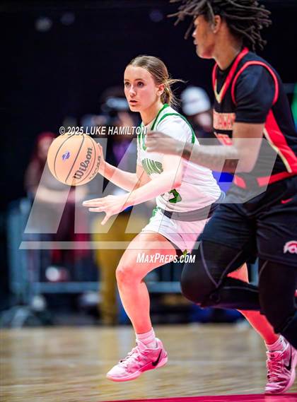 Thumbnail 3 in Hardaway vs Murray County (GHSA 2A Championship) photogallery.