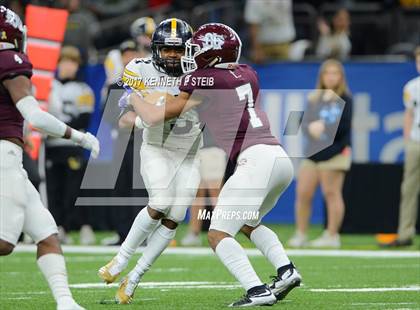 Thumbnail 2 in University Lab vs. De La Salle (LHSAA 3A Final)  photogallery.