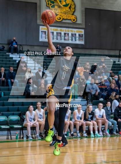 Thumbnail 3 in Lincoln vs Gig Harbor (WIAA 3A District Consolation Final) photogallery.