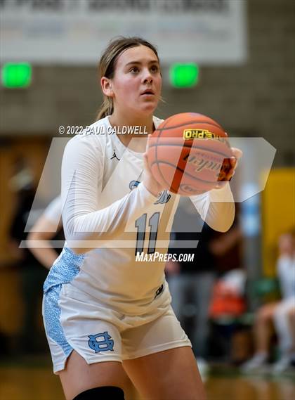 Thumbnail 1 in Lincoln vs Gig Harbor (WIAA 3A District Consolation Final) photogallery.