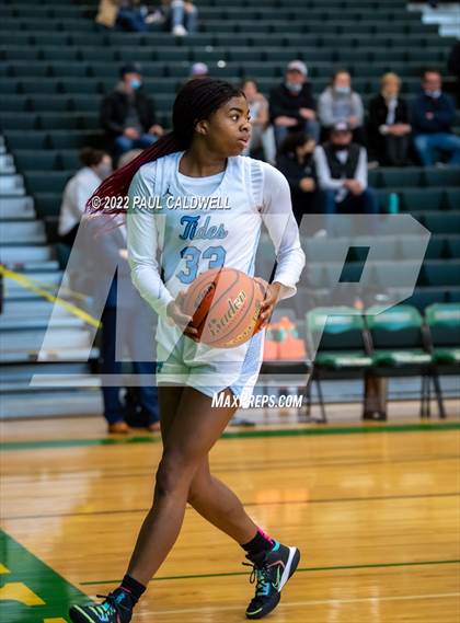 Thumbnail 2 in Lincoln vs Gig Harbor (WIAA 3A District Consolation Final) photogallery.