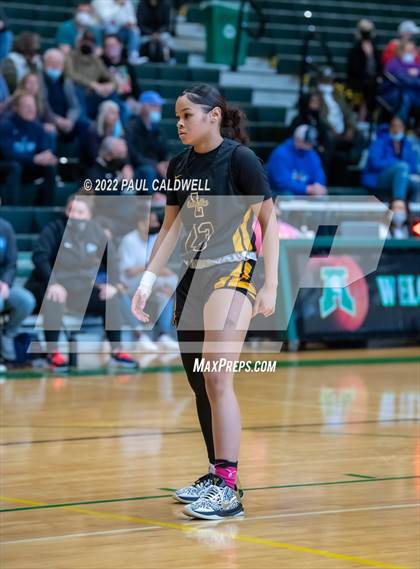 Thumbnail 2 in Lincoln vs Gig Harbor (WIAA 3A District Consolation Final) photogallery.