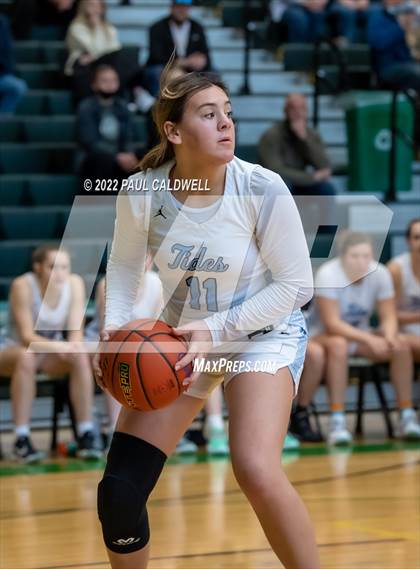 Thumbnail 2 in Lincoln vs Gig Harbor (WIAA 3A District Consolation Final) photogallery.