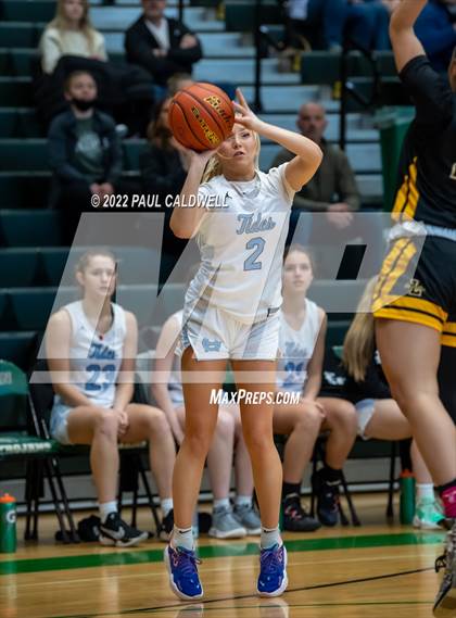 Thumbnail 2 in Lincoln vs Gig Harbor (WIAA 3A District Consolation Final) photogallery.