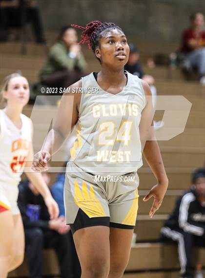 Thumbnail 2 in Chico @ Clovis West (Nike Central Valley Showdown) photogallery.