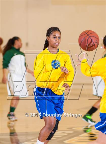Thumbnail 2 in Mt. Eden vs. Castro Valley (CIF WACC Championship) photogallery.