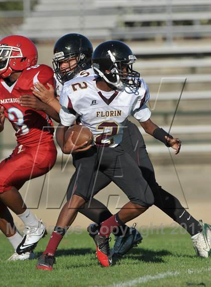 Thumbnail 2 in Florin @ Mira Loma photogallery.