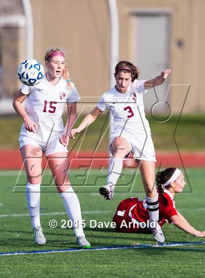 Thumbnail 3 in Hingham vs Concord-Carlisle (MIAA Division 2 Final) photogallery.