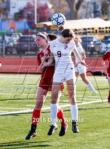 Thumbnail 3 in Hingham vs Concord-Carlisle (MIAA Division 2 Final) photogallery.