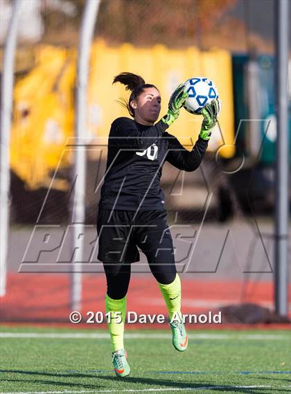 Thumbnail 2 in Hingham vs Concord-Carlisle (MIAA Division 2 Final) photogallery.