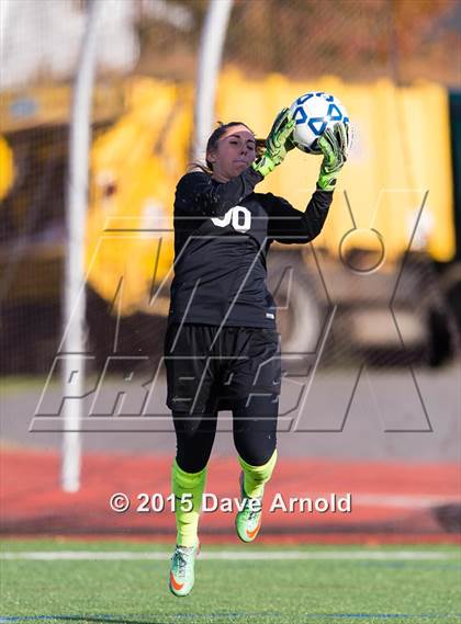 Thumbnail 1 in Hingham vs Concord-Carlisle (MIAA Division 2 Final) photogallery.